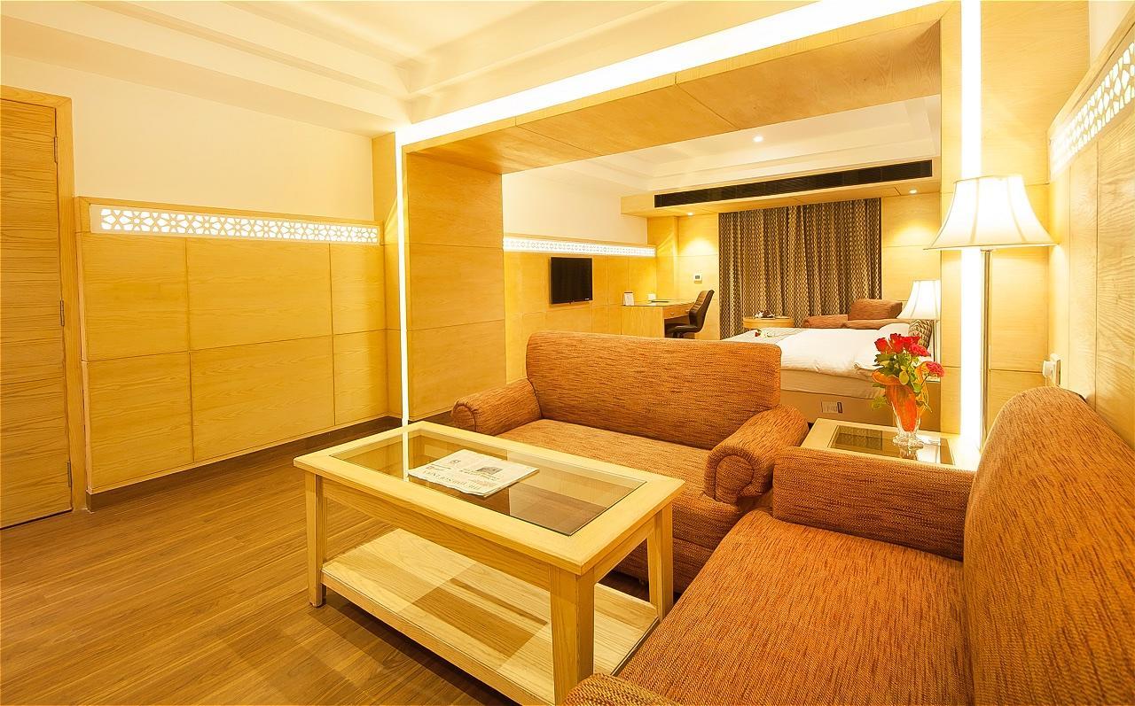 The Palm Court Otel Ludhiana Dış mekan fotoğraf