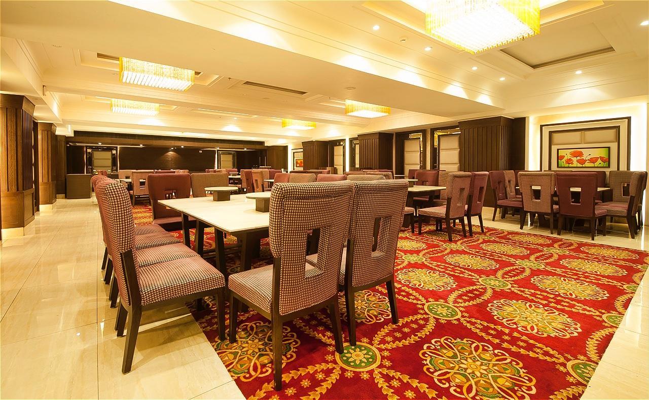 The Palm Court Otel Ludhiana Dış mekan fotoğraf