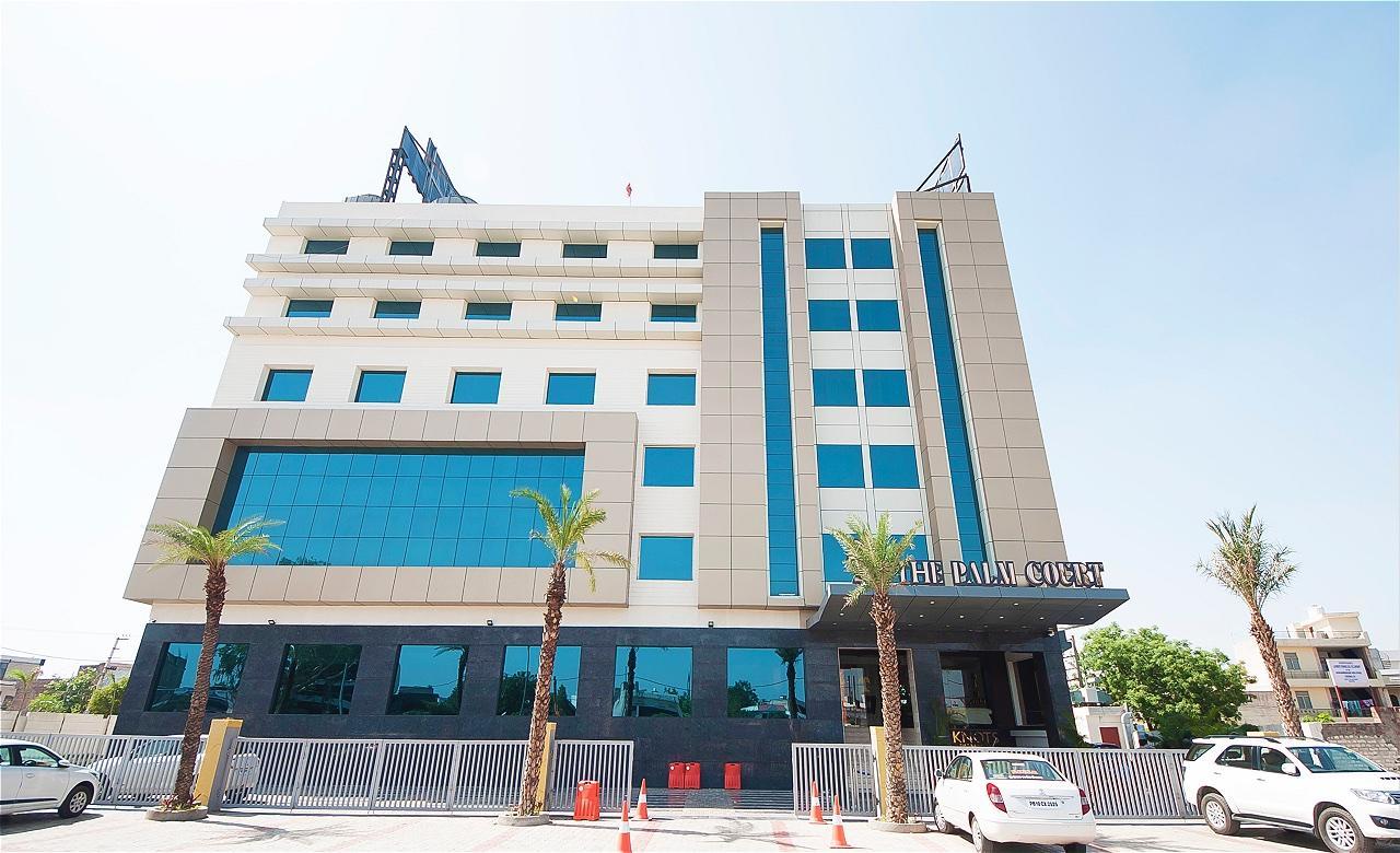 The Palm Court Otel Ludhiana Dış mekan fotoğraf